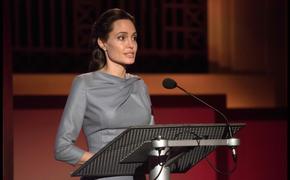 Анджелина Джоли призналась, что ее дети учат русский язык