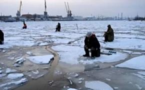 Несколько рыбаков во Владивостоке чудом остались живы