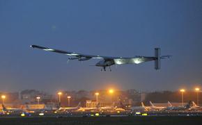 Самолет Solar Impulse 2 на солнечных батареях завершил кругосветное путешествие