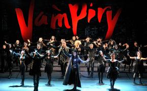 Вампиры на сцене музкомедии в Петербурге