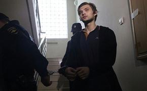 Екатеринбургскому ловцу покемонов продлили арест