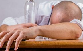 Ученые приравняли алкоголь к антидепрессантам