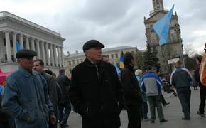 Украинские пенсионеры устроили митинг у стен Рады (ФОТО)