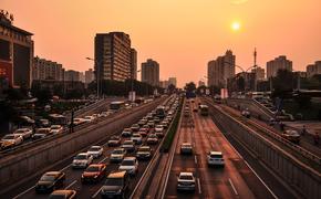 В Пекине красный уровень экологической тревоги, все заводы закрываются