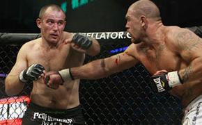 Россиянин Олейник «удушил» чеха Пешту на турнире UFC