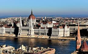 Венгерский министр иностранных дел выступил против антироссийских санкций