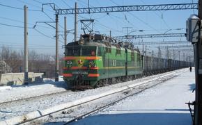 В Донбассе ветераны АТО хотят приварить поезд к рельсам