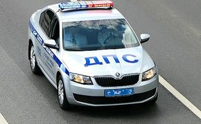 В Москве легковушка столкнулась со “скорой”, трое пострадавших