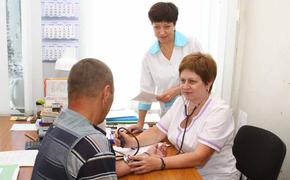 Поликлиники Москвы проводят бесплатную и быструю диспансеризацию