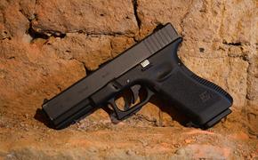 В США полиция застрелила юношу, вооруженного ненастоящим пистолетом