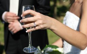 Британка заключит брак с самой собой