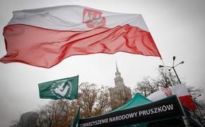 Генконсульство Польши в украинском Луцке обстреляли из «серьезного оружия»
