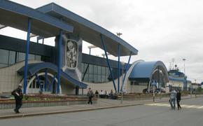 В аэропорту Сургута скончался пассажир: расстроился из-за задержки рейса