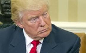 С лайнером Трампа опасно сблизился самолет ВВС США