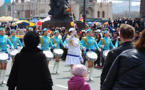 Приморье встречает Первомай