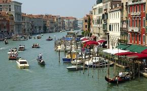 Ради сохранения культурного наследия Венеция отказалась от шавермы и пиццы