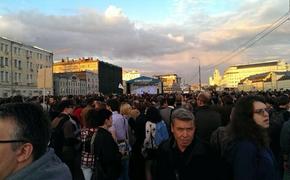 Участники митинга против программы сноса пятиэтажек в столице приняли резолюцию