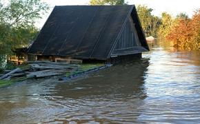 В Якутии талая вода смыла село, жителей эвакуировали (ВИДЕО)