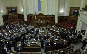 Фракция Порошенко выступила против введения виз с Россией