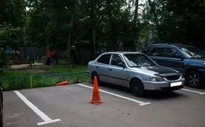 Пожилой мужчина устроил стрельбу из автомата Калашникова из-за места на парковке