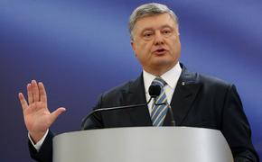 Сын Порошенко исправился и пришел на телевидение в «украинской» футболке (ВИДЕО)