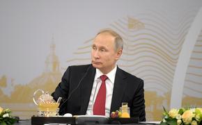 Путин подшутил над китайской делегацией во время переговоров с Си Цзиньпином