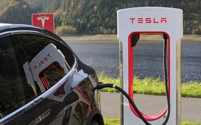 Опубликованы официальные фото электромобиля Tesla Model 3