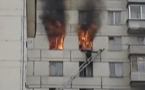 В результате пожара в московской квартире погибли два человека