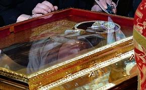 В Санкт-Петербург прибыл ковчег с мощами святого Николая Чудотворца