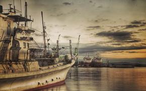В Иран с неофициальным визитом прибыли корабли Каспийской флотилии
