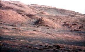 Вход в подземную базу инопланетян обнаружили на снимках Марса уфологи