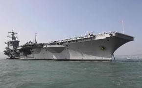 Американский авианосец открыл стрельбу в Персидском заливе