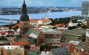 Латвия с осени запрещает аккредитацию российских турфирм