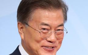Южная Корея не намерена размещать ядерное оружие США на своей территории