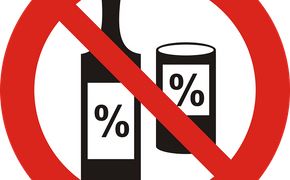 Минздрав: в России потребление алкоголя сократилось в два раза