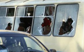 Легковушка "опрокинула" автобус с 50 пассажирами, виновник аварии погиб на месте