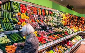 Две трети россиян считают, что продукты постоянно дорожают