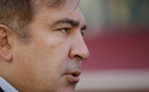 Саакашвили призвал народ требовать отставки Порошенко