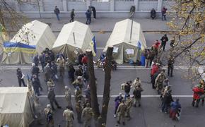 Протестующие у Верховной рады не собираются покидать палаточный городок