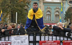 Порошенко обвинил оппозицию в попытке дестабилизировать ситуацию на Украине