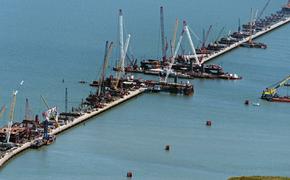 Украинский министр знает, как можно остановить строительство Крымского моста