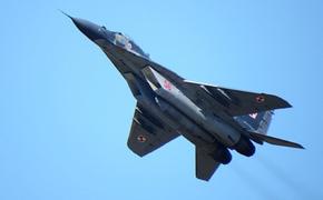 Опубликовано видео, как  МиГ-29 пролетел на экстремально низкой высоте