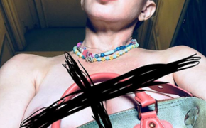 Фото полуголой Мадонны с глазками-щелочками стало хитом