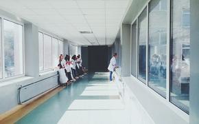 В нижневартовской поликлинике мужчина умер, ожидая приема врача