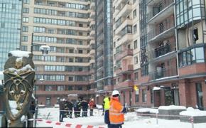 В жилом доме Петербурга на улице Репищева прогремел  взрыв: ранено 3 человек