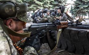 Киев сообщил об обострении в Донбассе и потерях воюющих с ополчением ВСУ