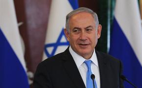 Премьер-министр Израиля Биньямин Нетаньяху работает в правительственном бункере