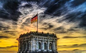 Немецкие политики возмущены заявлениями посла США и требуют его выслать