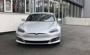 Автопилот электрокара Tesla оправдали в аварии с летальным исходом