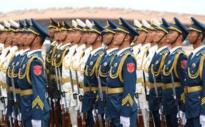 Китайские военные музыканты встретили Путина "Катюшей"